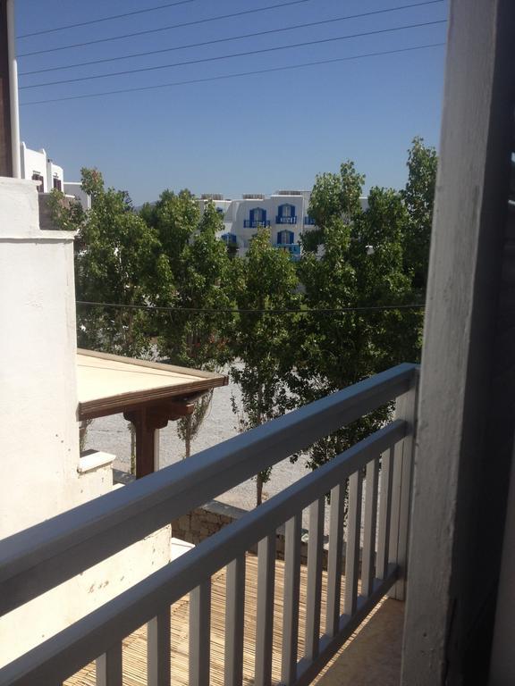 Depis Suites Naxos City Zimmer foto